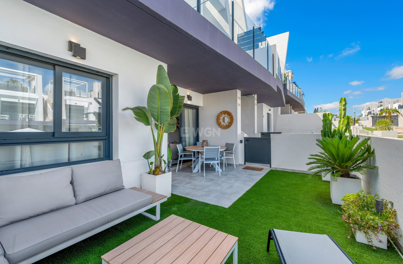 Odsprzedaż - Mieszkanie w bloku - San Miguel de Salinas - Inland