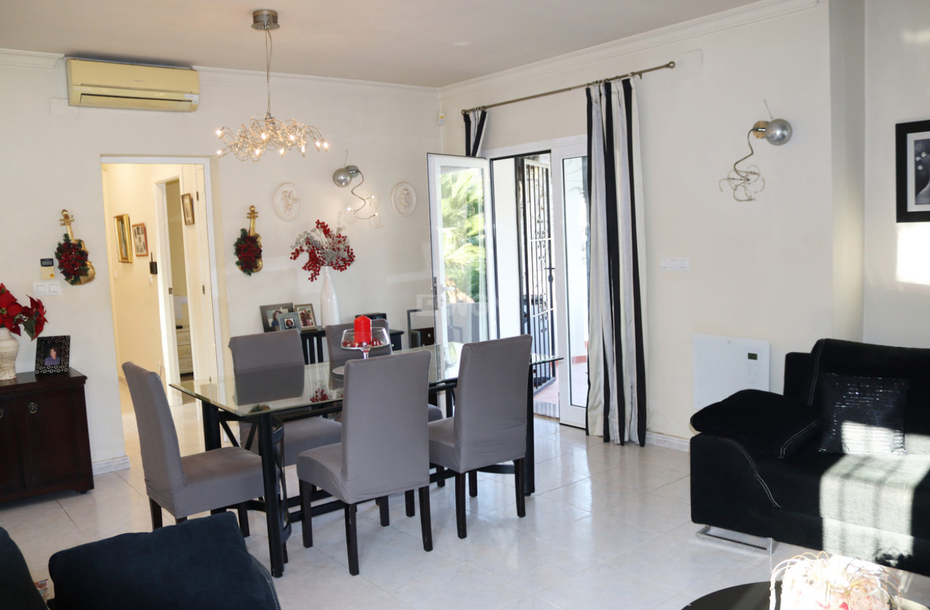 Odsprzedaż - Villa - Murla - Inland