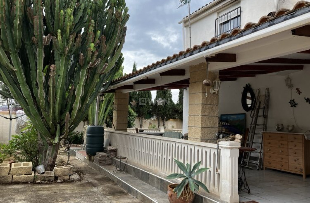 Odsprzedaż - Villa - Orxeta - Costa Blanca