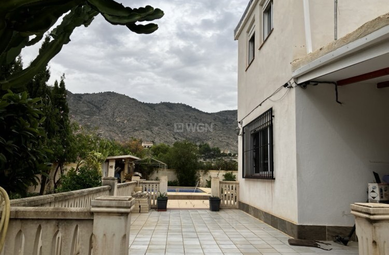 Odsprzedaż - Villa - Orxeta - Costa Blanca