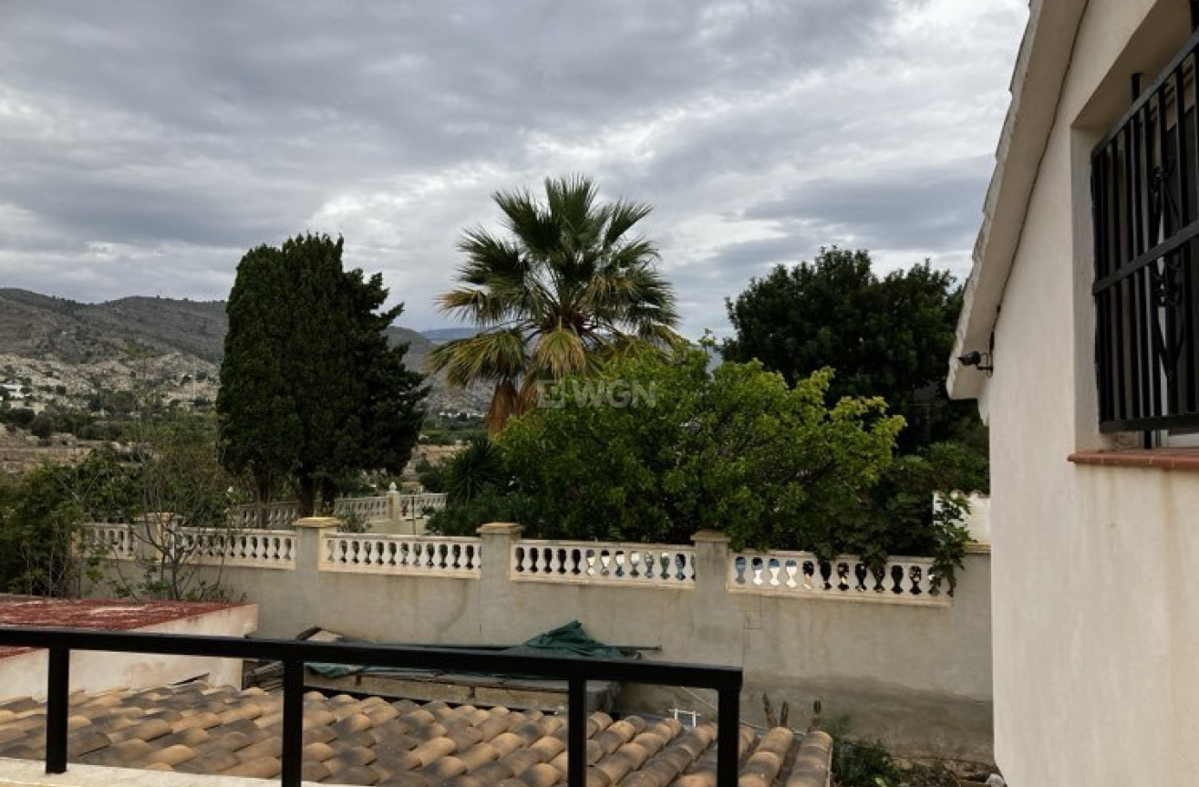 Odsprzedaż - Villa - Orxeta - Costa Blanca