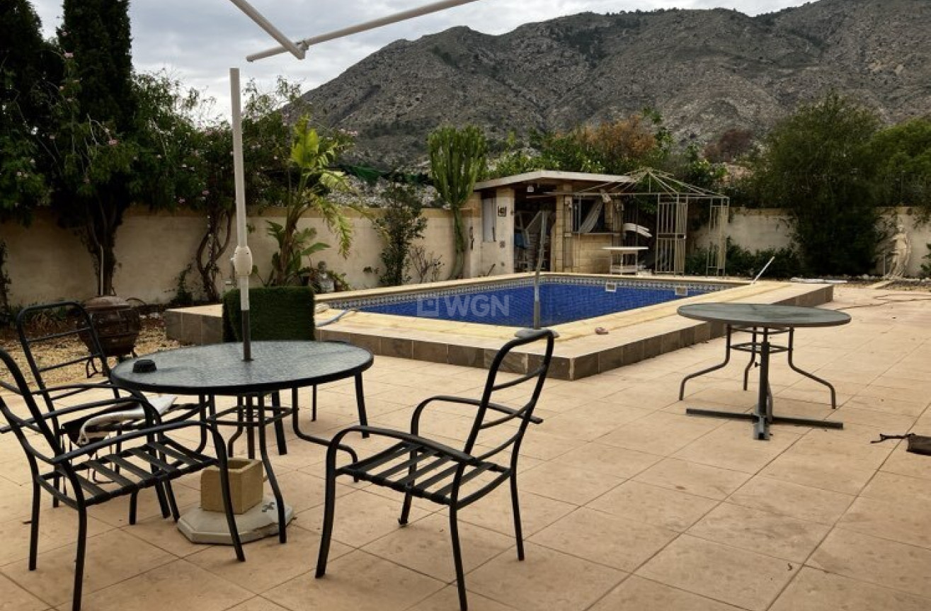 Odsprzedaż - Villa - Orxeta - Costa Blanca