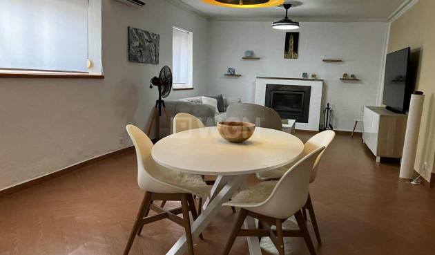 Odsprzedaż - Villa - Biar - Costa Blanca