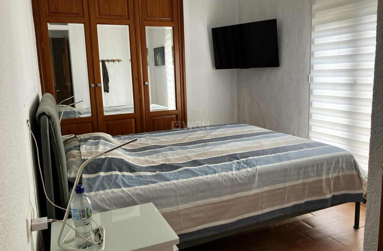 Odsprzedaż - Villa - Biar - Costa Blanca