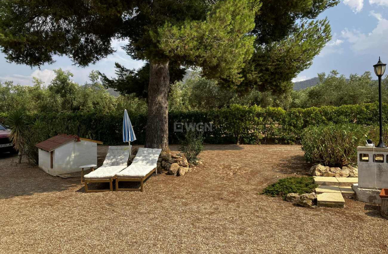 Odsprzedaż - Villa - Biar - Costa Blanca