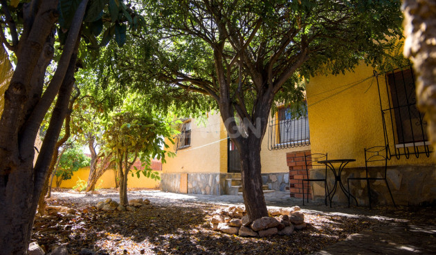 Resale - Villa - La Siesta - Costa Blanca