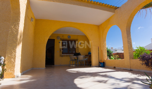 Resale - Villa - La Siesta - Costa Blanca