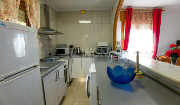 Resale - Villa - La Siesta - Costa Blanca