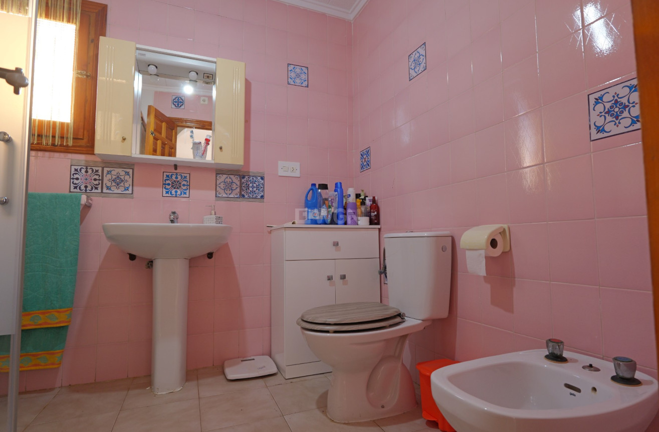 Resale - Villa - La Siesta - Costa Blanca