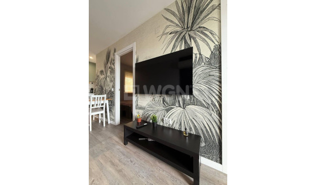 Odsprzedaż - Mieszkanie w bloku - Torrevieja - Centro