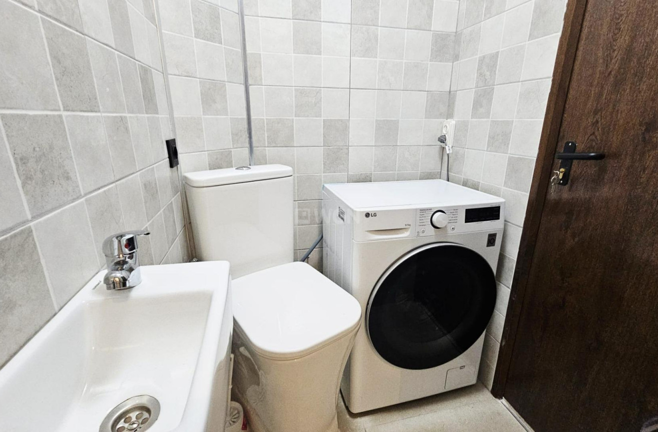 Resale - Apartment / flat - Torrevieja - Acequion