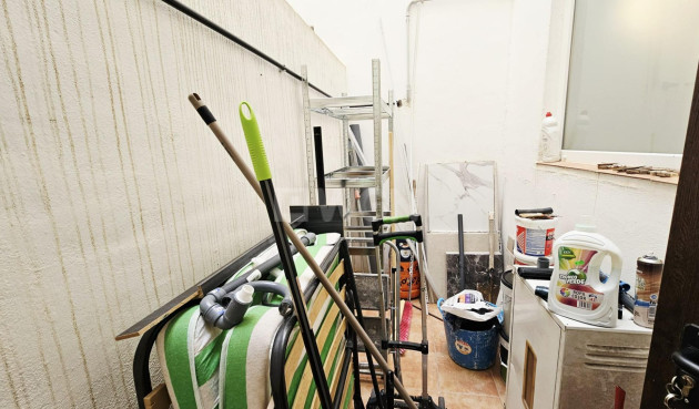 Resale - Apartment / flat - Torrevieja - Acequion