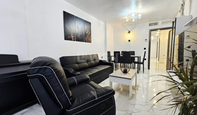 Resale - Apartment / flat - Torrevieja - Acequion