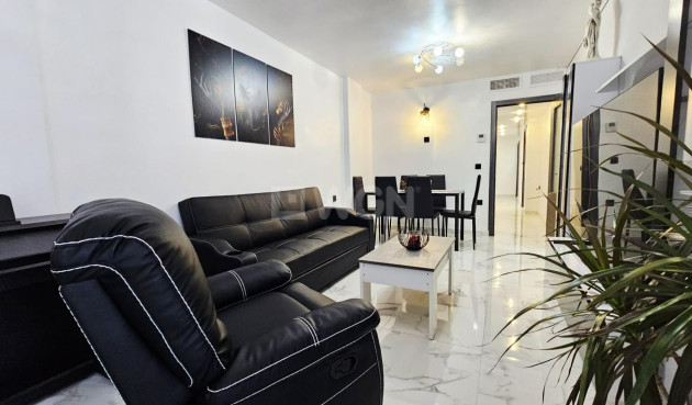Resale - Apartment / flat - Torrevieja - Acequion
