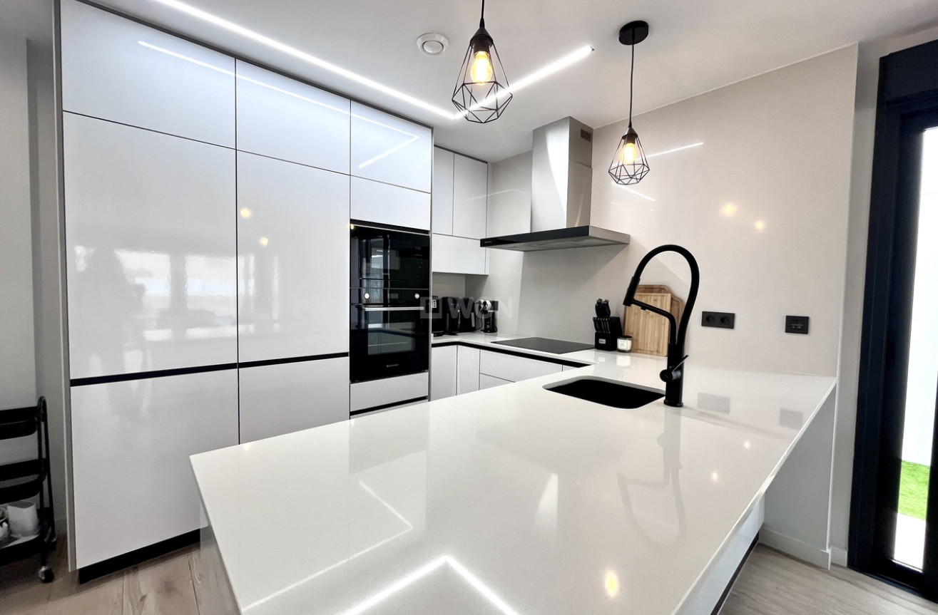 Reventa - Villa - Playa Flamenca - Costa Blanca