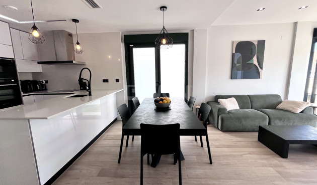 Reventa - Villa - Playa Flamenca - Costa Blanca