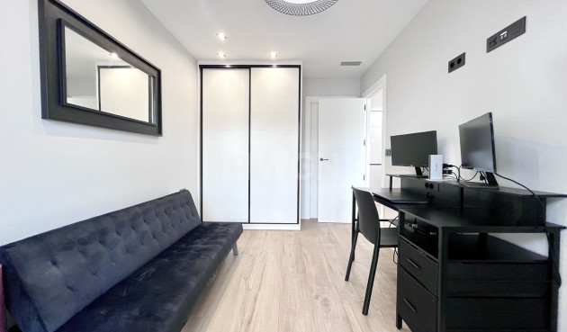 Reventa - Villa - Playa Flamenca - Costa Blanca