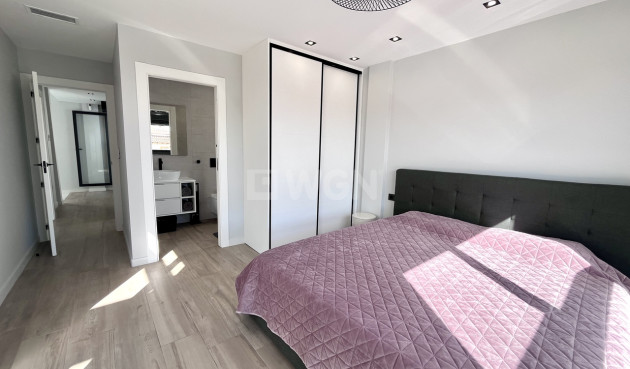 Reventa - Villa - Playa Flamenca - Costa Blanca