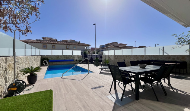 Reventa - Villa - Playa Flamenca - Costa Blanca