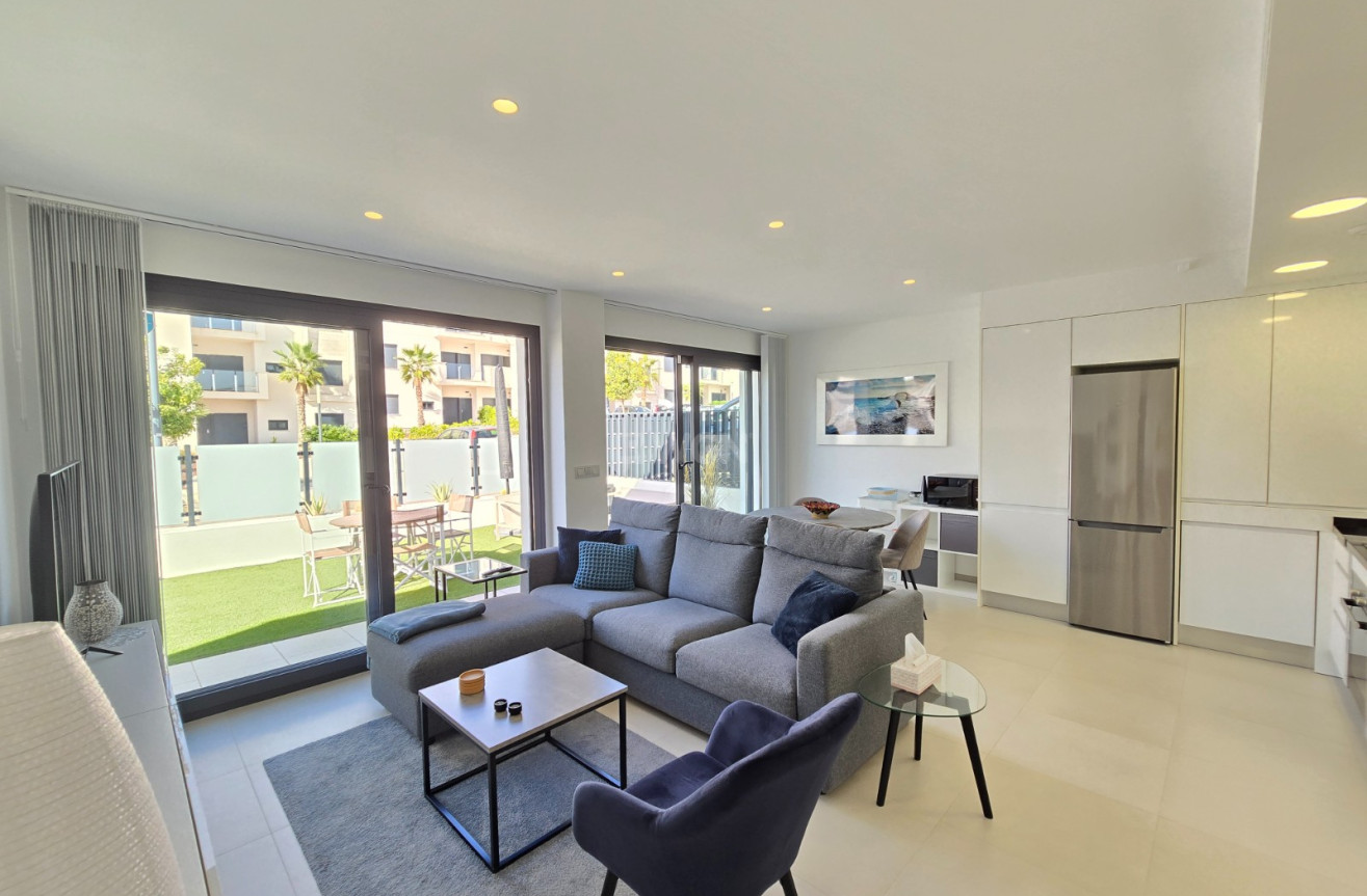 Wiederverkauf - Villa - Pilar de la Horadada - Costa Blanca