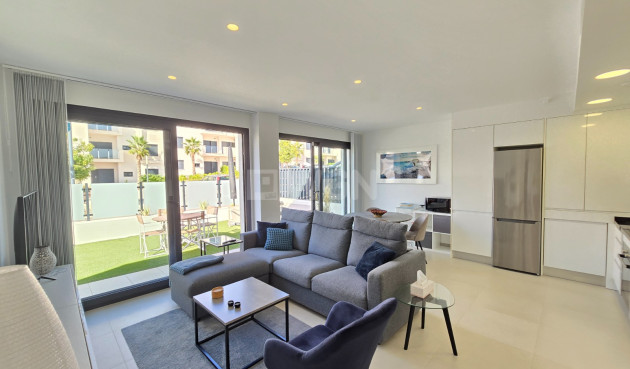 Wiederverkauf - Villa - Pilar de la Horadada - Costa Blanca