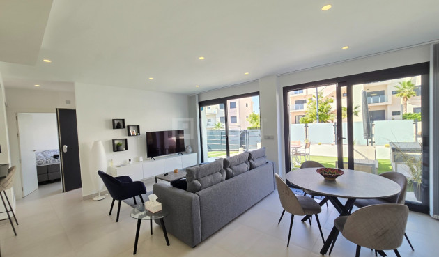 Wiederverkauf - Villa - Pilar de la Horadada - Costa Blanca