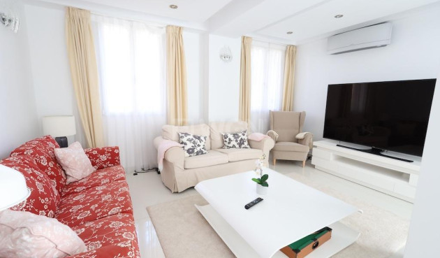 Resale - Villa - Cabo Roig - Costa Blanca