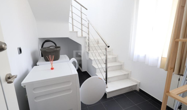 Resale - Villa - Cabo Roig - Costa Blanca