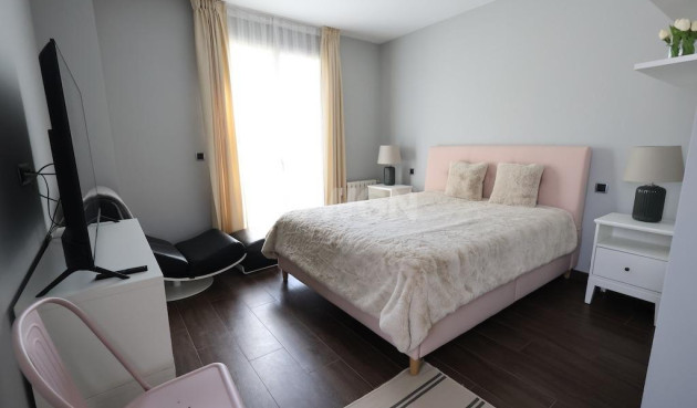 Resale - Villa - Cabo Roig - Costa Blanca