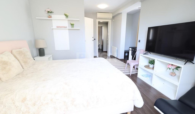 Resale - Villa - Cabo Roig - Costa Blanca