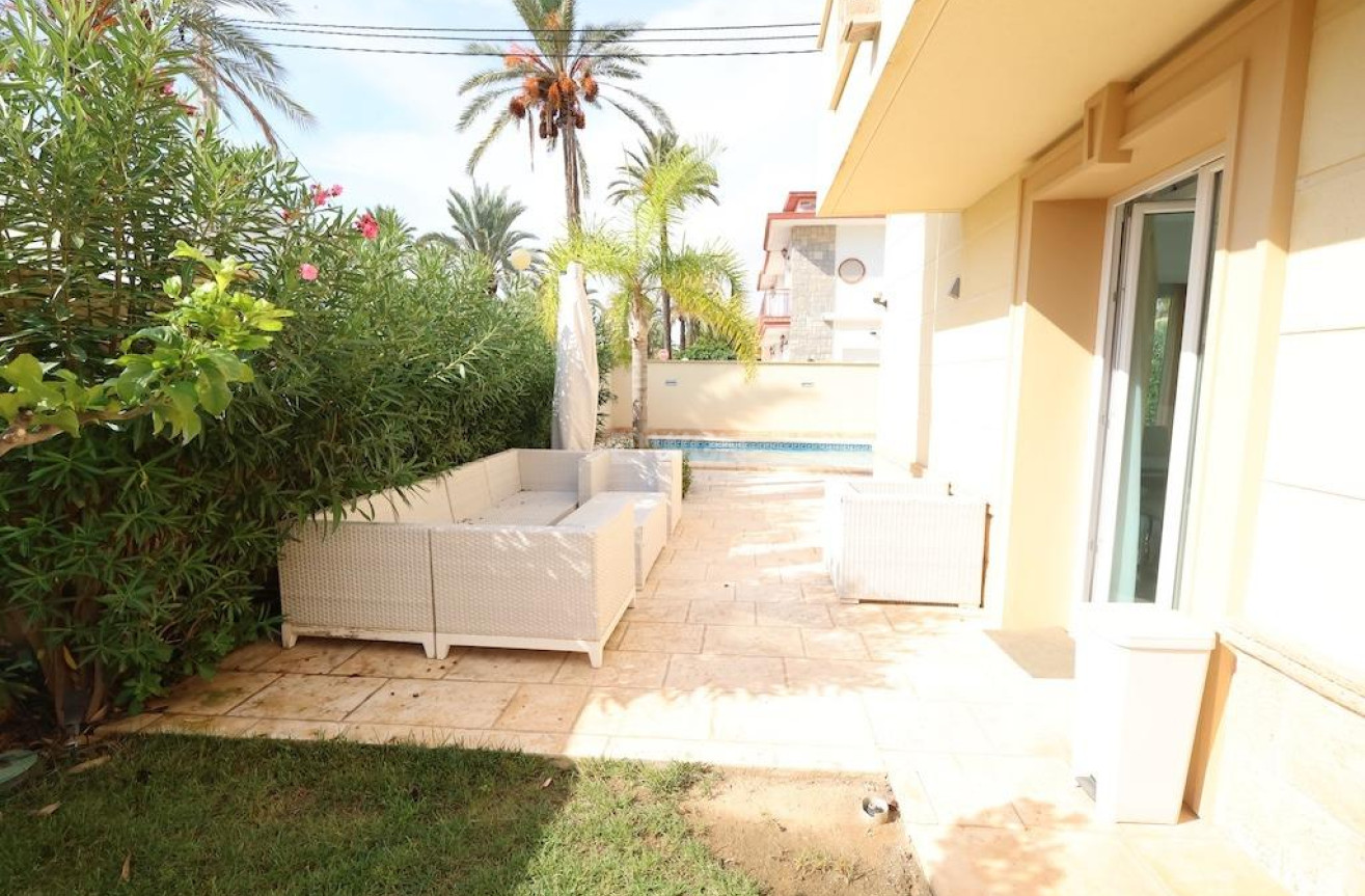 Resale - Villa - Cabo Roig - Costa Blanca