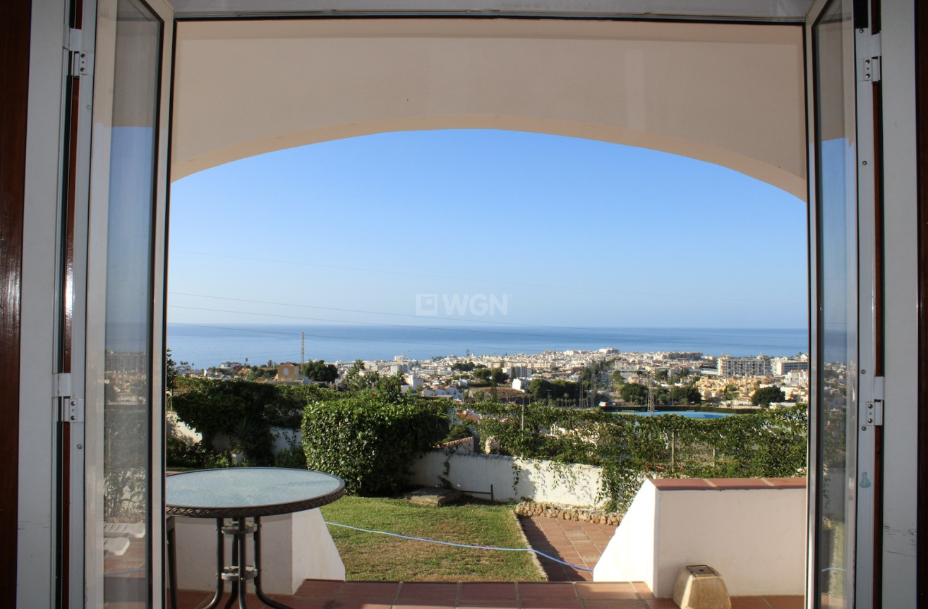 Odsprzedaż - Villa - Nerja - Costa del Sol
