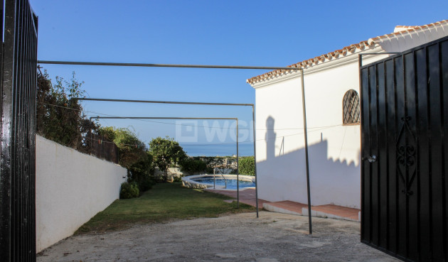 Odsprzedaż - Villa - Nerja - Costa del Sol