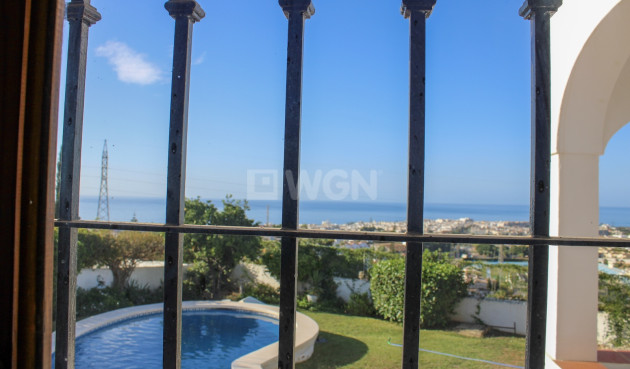 Odsprzedaż - Villa - Nerja - Costa del Sol