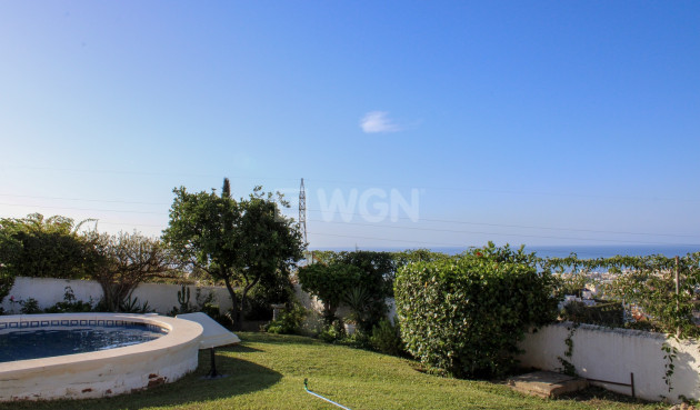 Odsprzedaż - Villa - Nerja - Costa del Sol