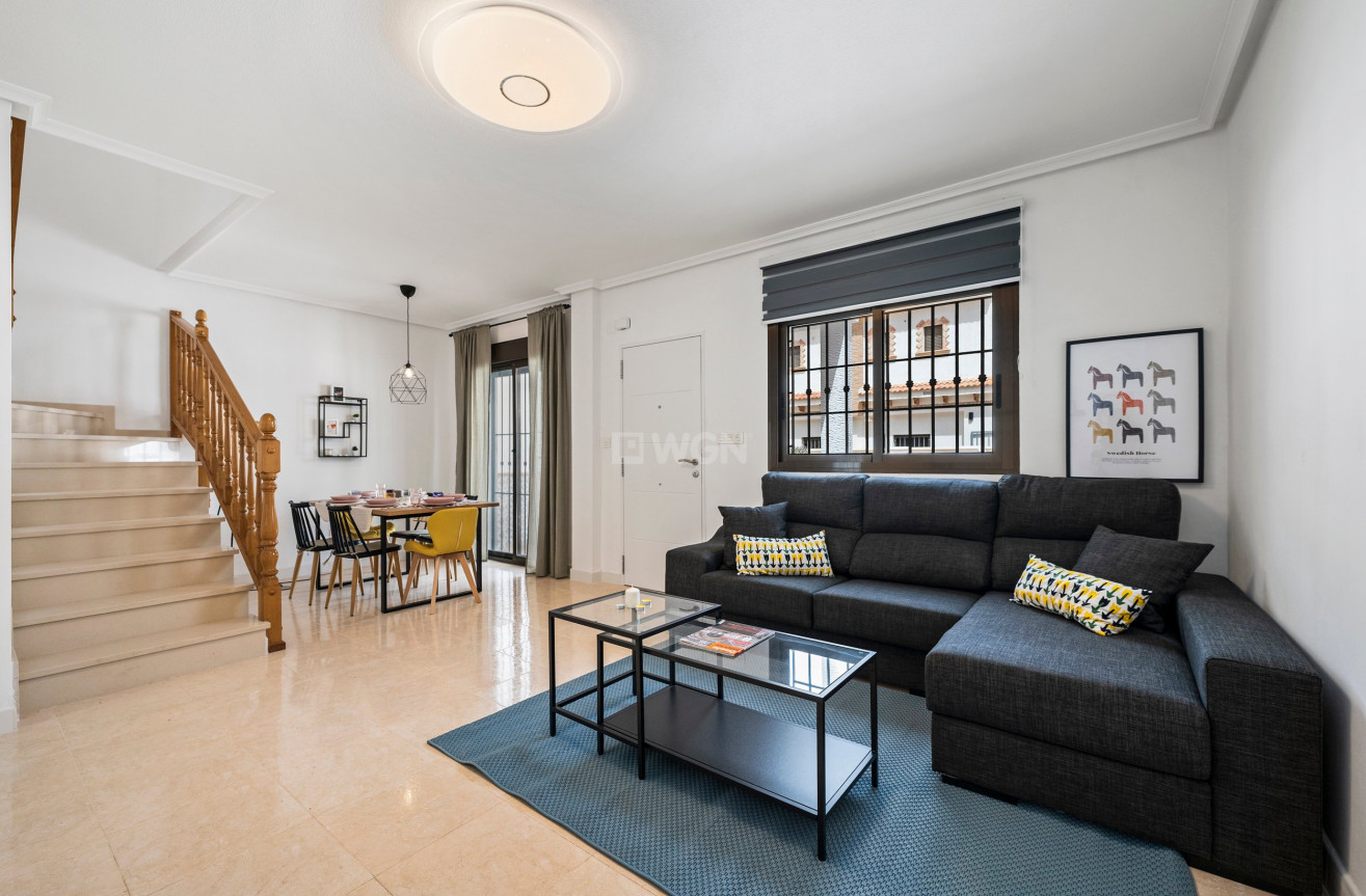 Resale - Townhouse - San Miguel de Salinas - Inland