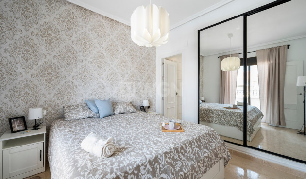 Resale - Townhouse - San Miguel de Salinas - Inland