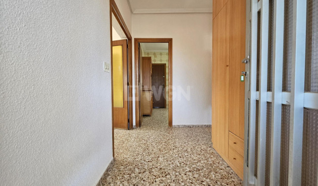 Odsprzedaż - Villa - Guardamar del Segura - Buenavista