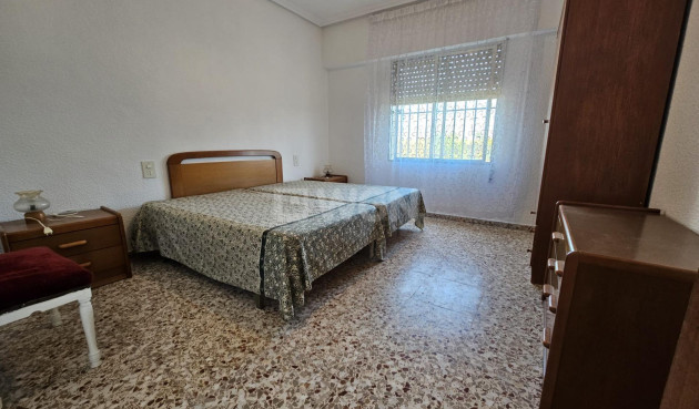 Odsprzedaż - Villa - Guardamar del Segura - Buenavista