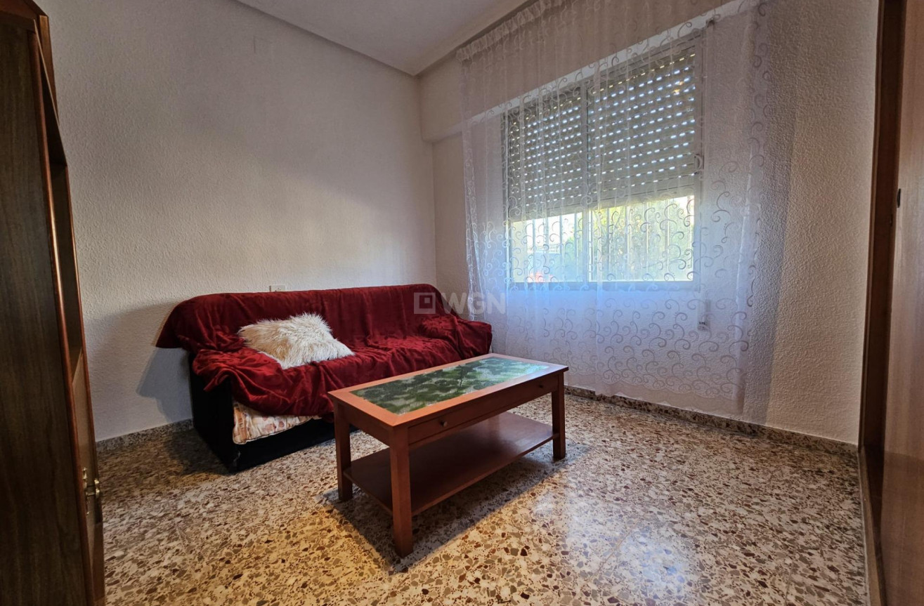 Odsprzedaż - Villa - Guardamar del Segura - Buenavista