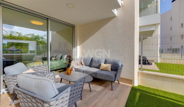 Odsprzedaż - Mieszkanie w bloku - Orihuela Costa - Villamartín-las Filipinas