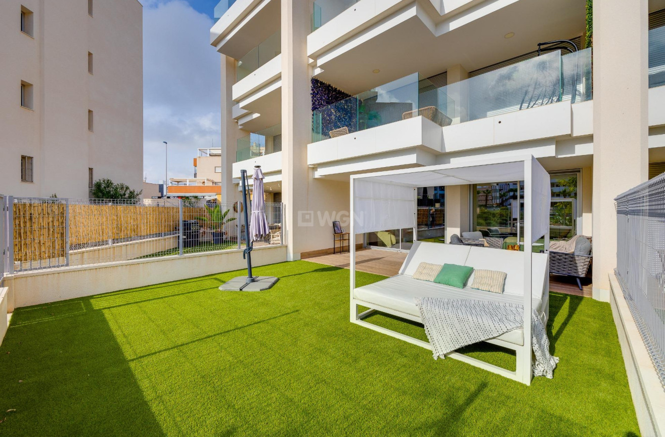 Odsprzedaż - Mieszkanie w bloku - Orihuela Costa - Villamartín-las Filipinas