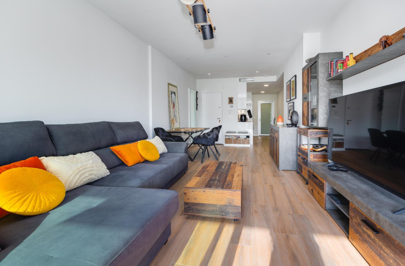 Odsprzedaż - Mieszkanie w bloku - Orihuela Costa - Villamartín-las Filipinas