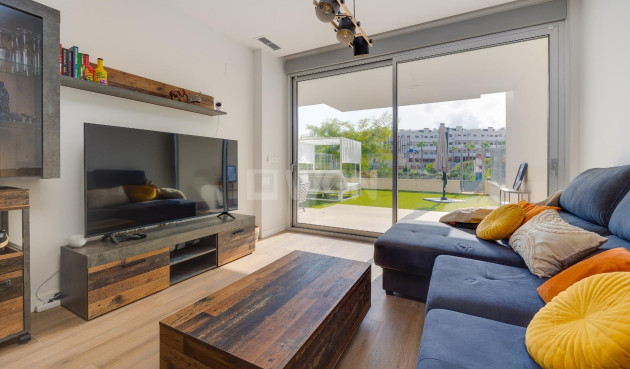 Odsprzedaż - Mieszkanie w bloku - Orihuela Costa - Villamartín-las Filipinas