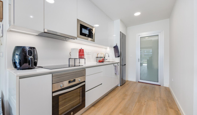 Odsprzedaż - Mieszkanie w bloku - Orihuela Costa - Villamartín-las Filipinas