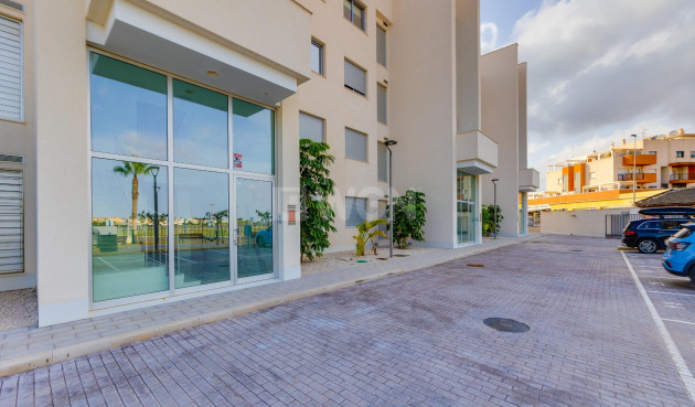 Odsprzedaż - Mieszkanie w bloku - Orihuela Costa - Villamartín-las Filipinas