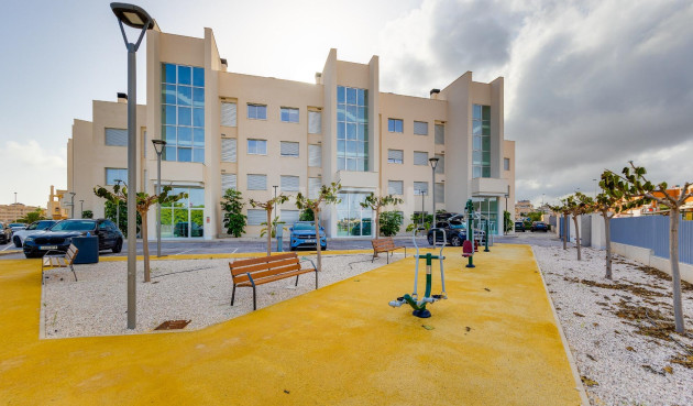 Odsprzedaż - Mieszkanie w bloku - Orihuela Costa - Villamartín-las Filipinas