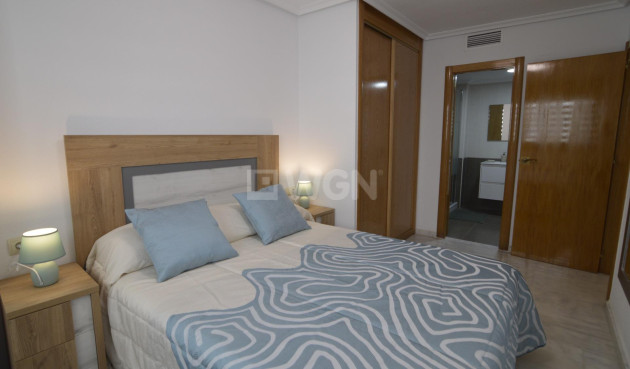 Reventa - Apartamento / piso - Torrevieja - Playa del Cura