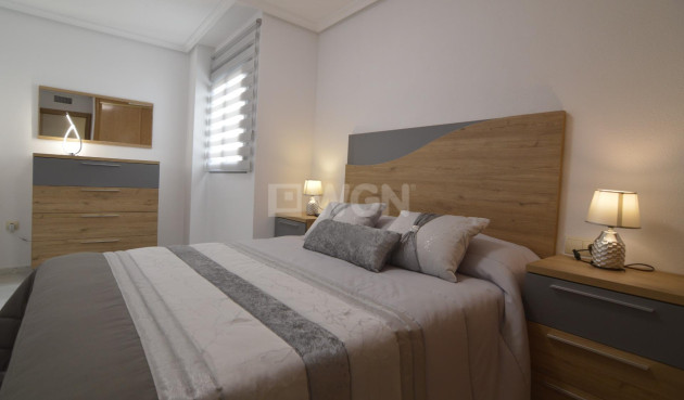 Reventa - Apartamento / piso - Torrevieja - Playa del Cura