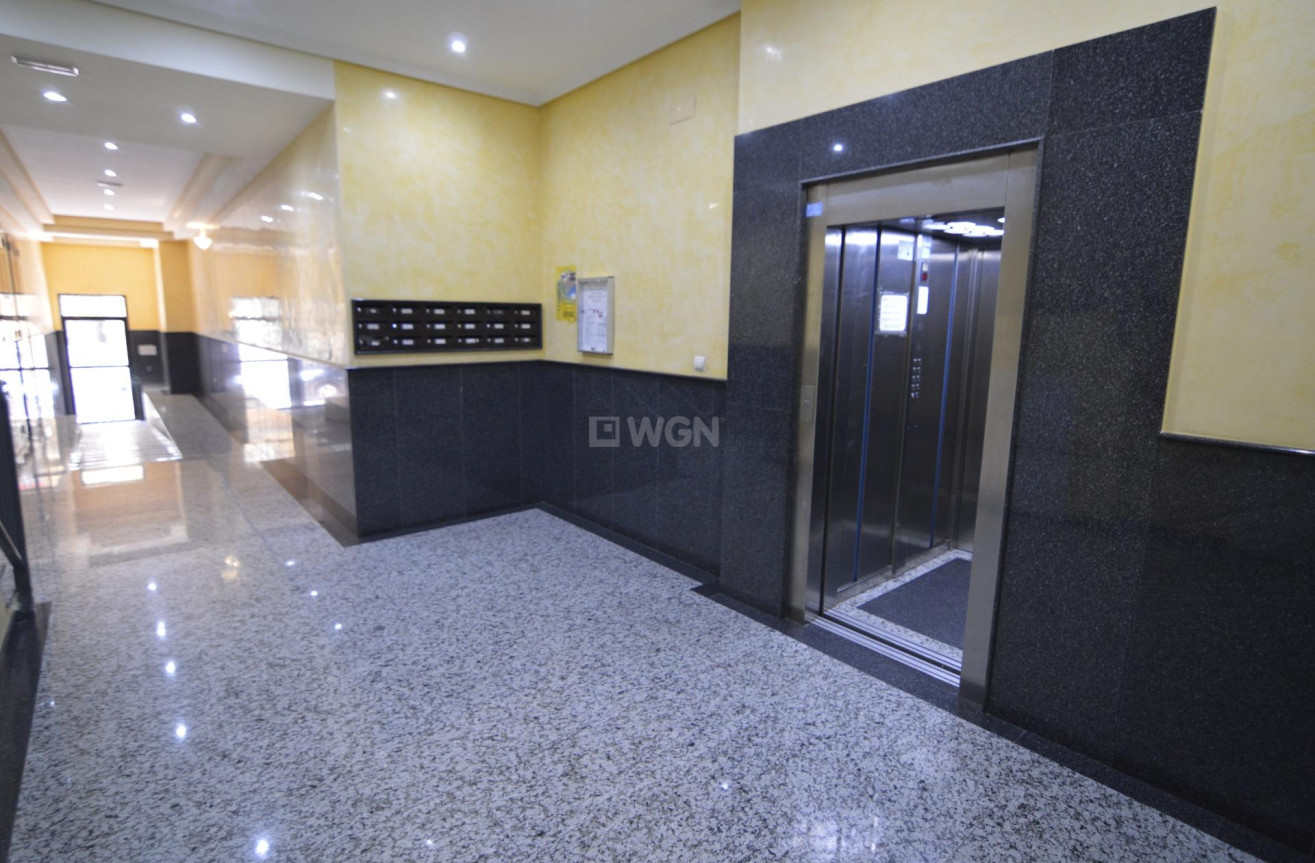 Reventa - Apartamento / piso - Torrevieja - Playa del Cura